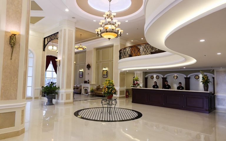 Giá phòng khách sạn Iris Đà Lạt