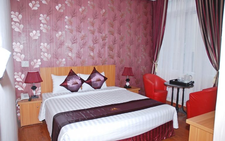 phòng Deluxe 1 giường khách sạn Phố núi Đà Lạt