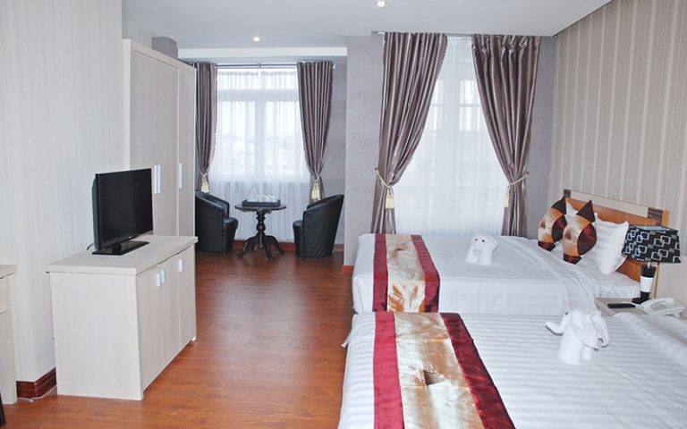 phòng Deluxe 2 giường khách sạn Phố Núi Đà Lạt