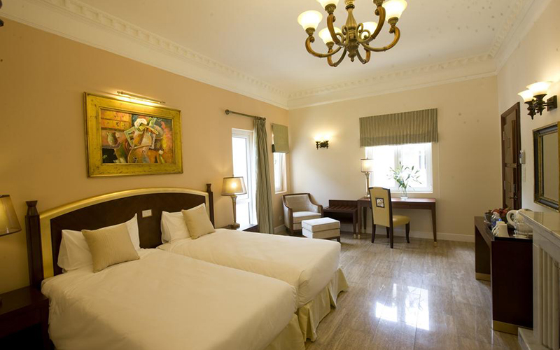 phòng LuXury Double khách sạn edesee Lake resort & spa