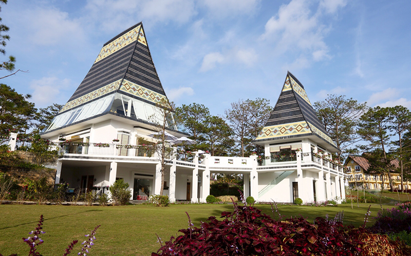 phòng President Suite Khách sạn Bình An Village