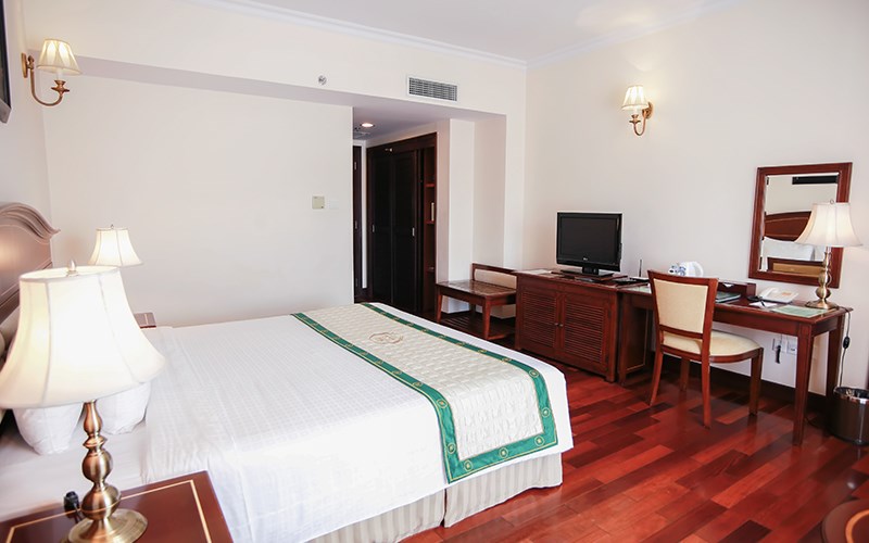 phòng Superior khách sạn Sài Gòn Đà Lạt