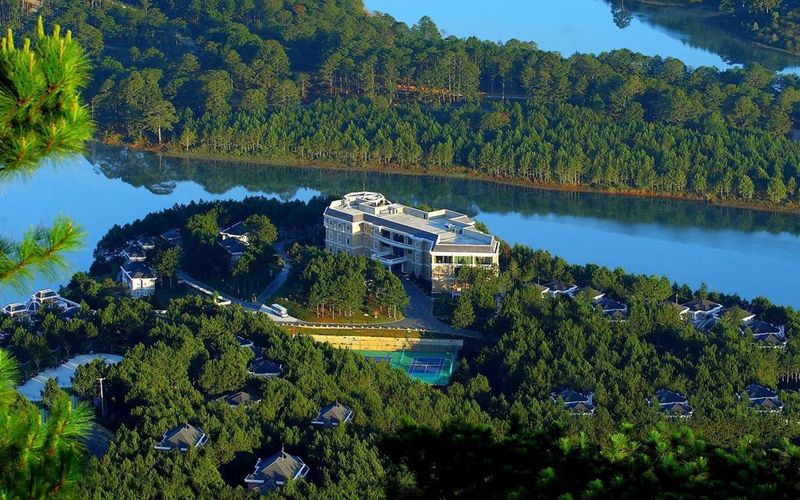 Kinh nghiệm đặt phòng khách sạn Dalat Edensee Lake Resort & Spa