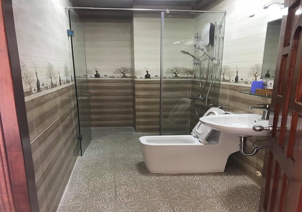 phòng deluxe giường đôi khách sạn Hoàng Phong