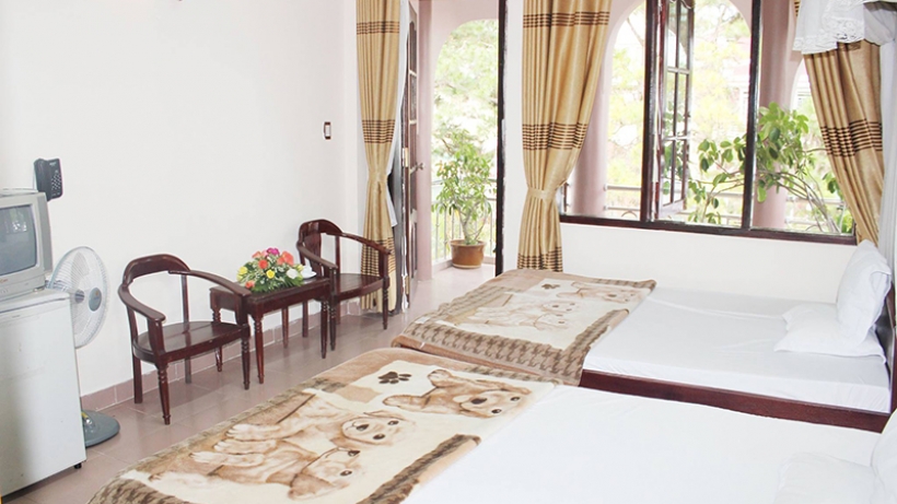 phòng đôi khách sạn Thúy Lan