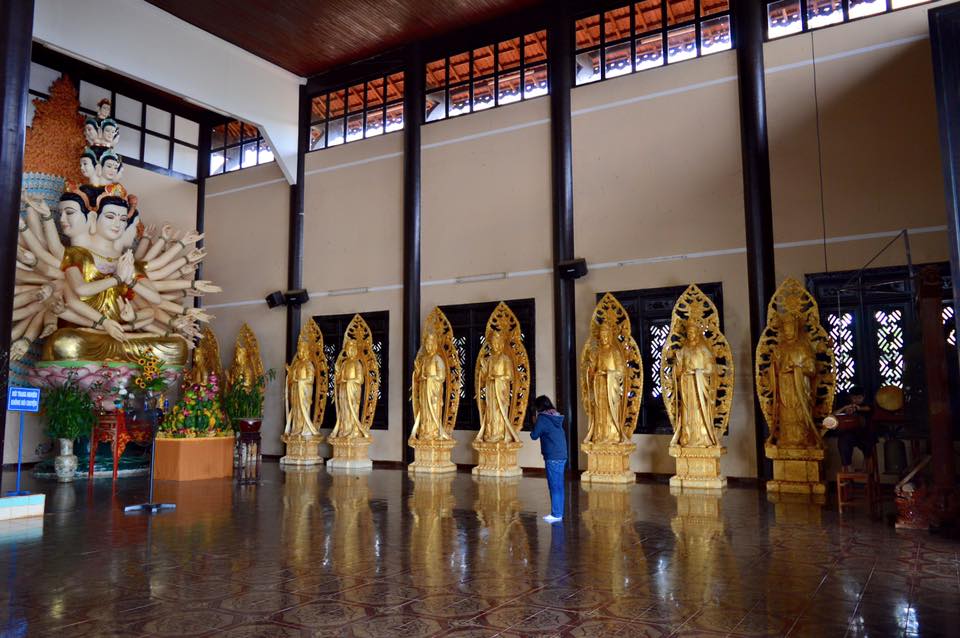 Tham quan chùa Linh ẩn Tự Đà Lạt