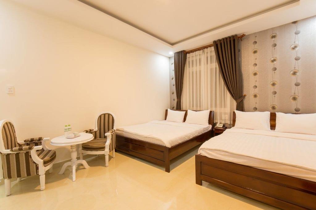 Khách sạn Sơn Thủy