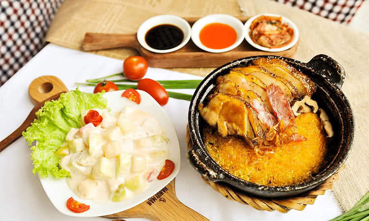 Cơm niêu Như Ngọc trần phú