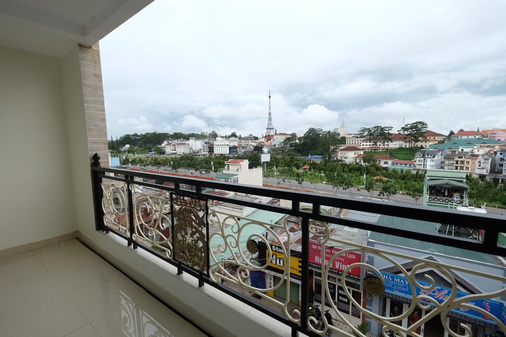 View phòng khách sạn Châu Âu Đà Lạt
