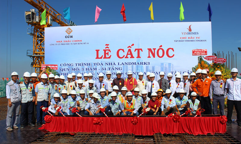 Tổ chức lễ cất nóc