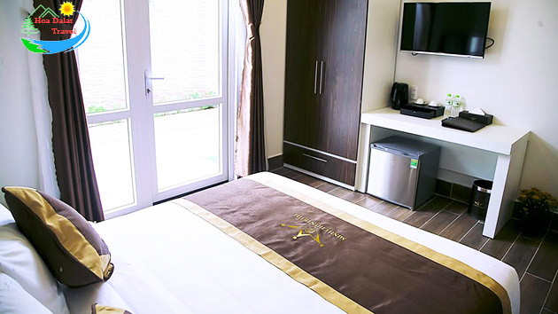 phòng Deluxe Double khách sạn Minh chiến