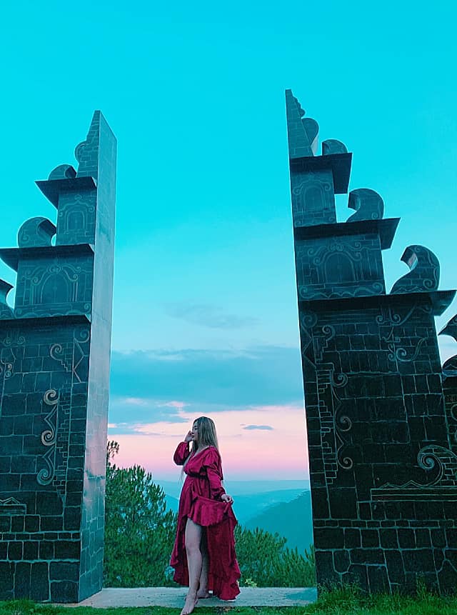 Cồng trời sống ảo Bali Đà Lạt