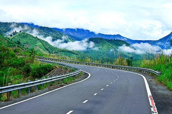 đèo long lanh Đà Lạt