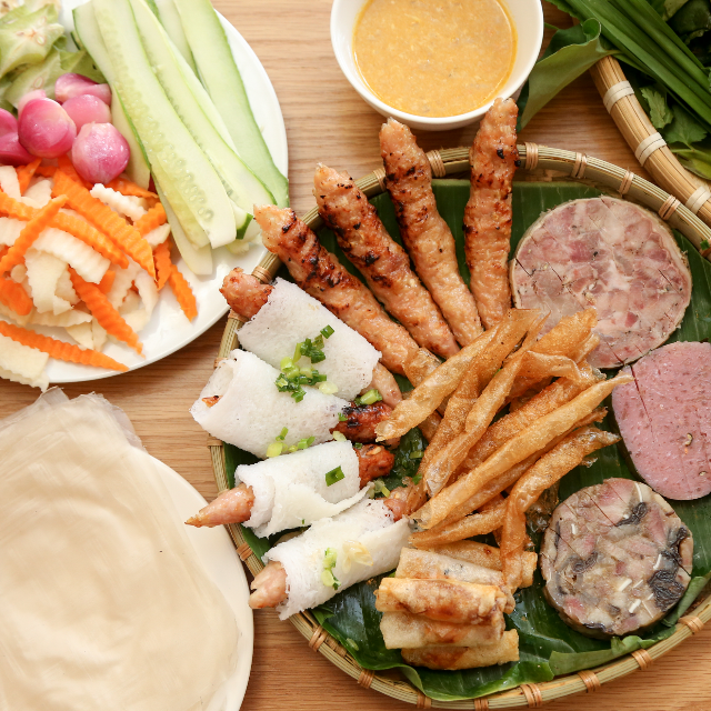Nem nướng Bà Nghĩa Đà Lạt
