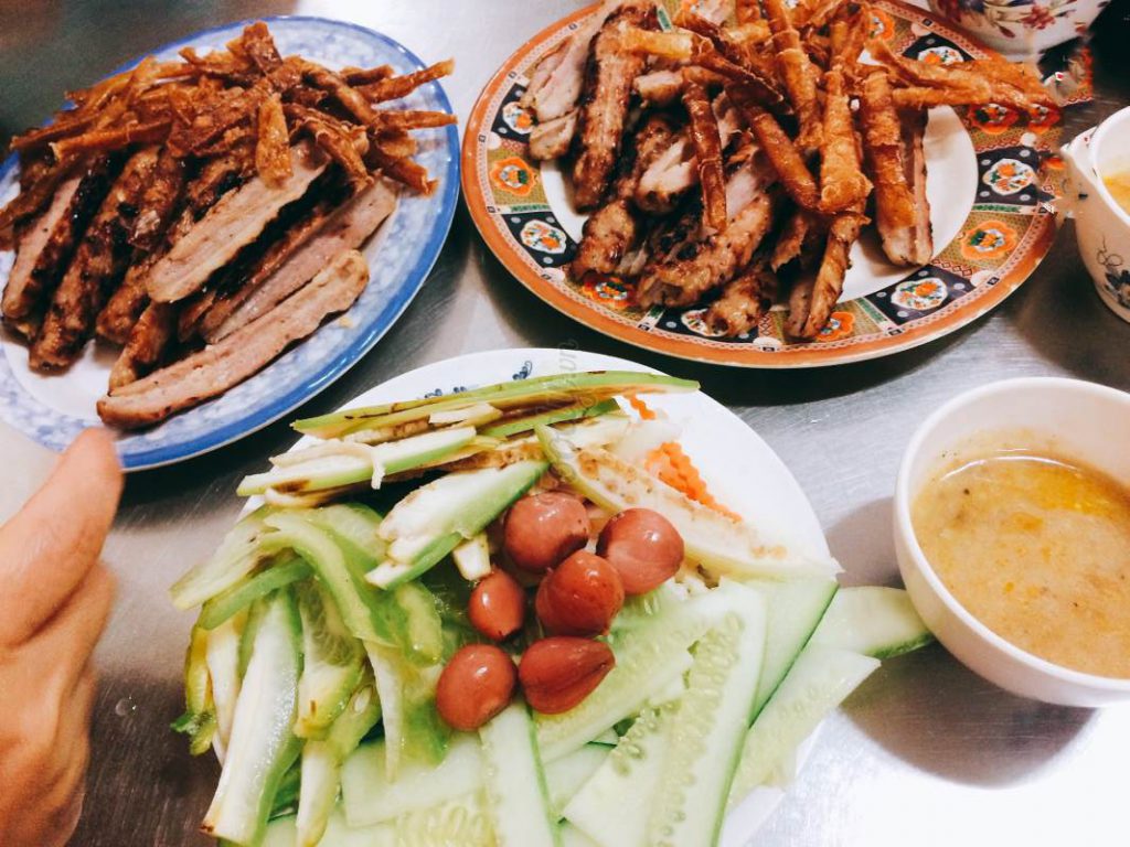 nem nướng Hùng Vân Đà Lạt