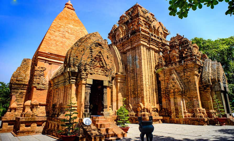 Tháp Bà Ponnagar