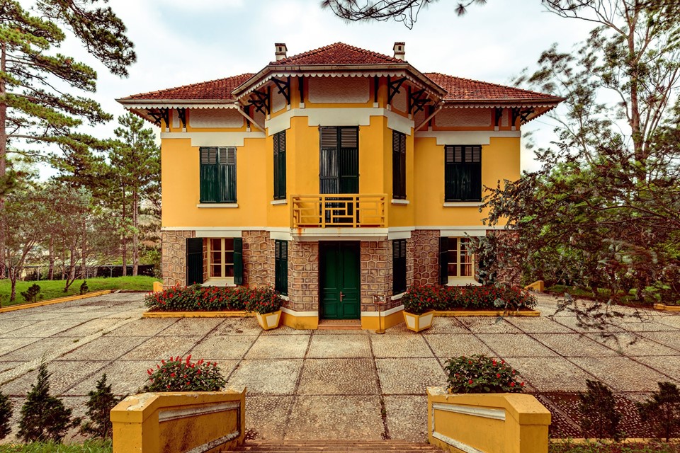 Tour tham quan Dinh 1 Đà Lạt
