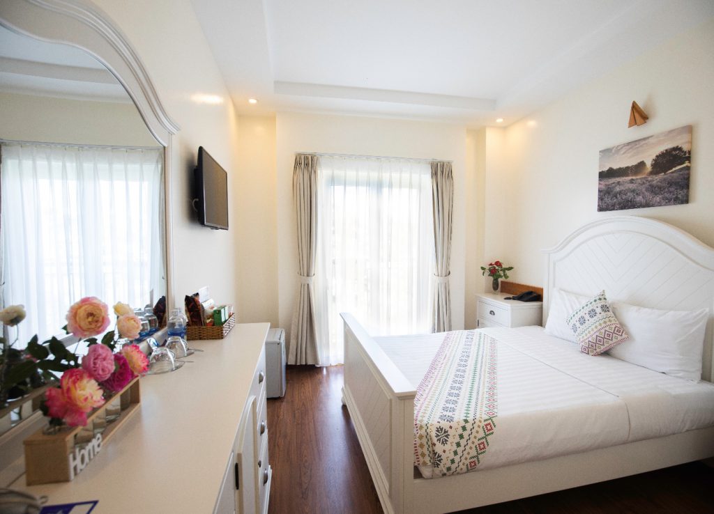 phòng Fabulous King or Twin balcony & garden view