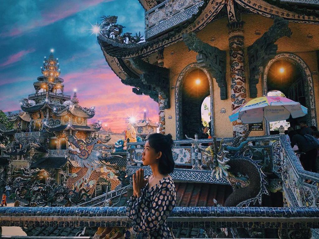 Tham quan chùa ở Đà Lạt