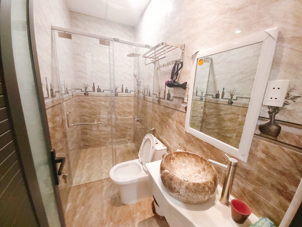 Giá phòng binly hotel