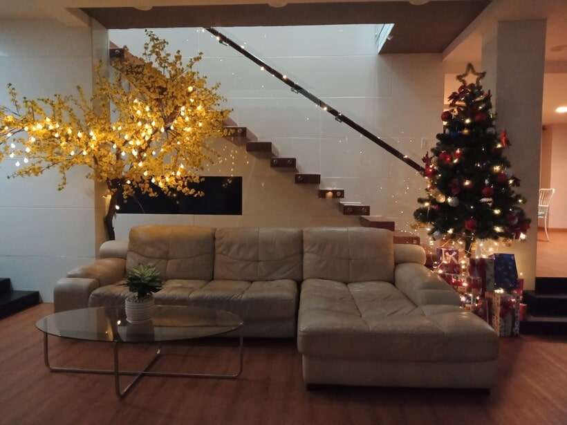 Nemo Villa nằm sát biển