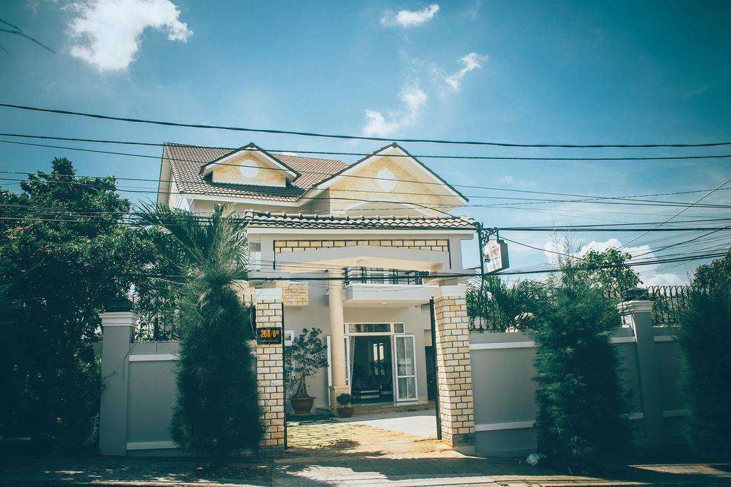 Sunday Villa Homestay