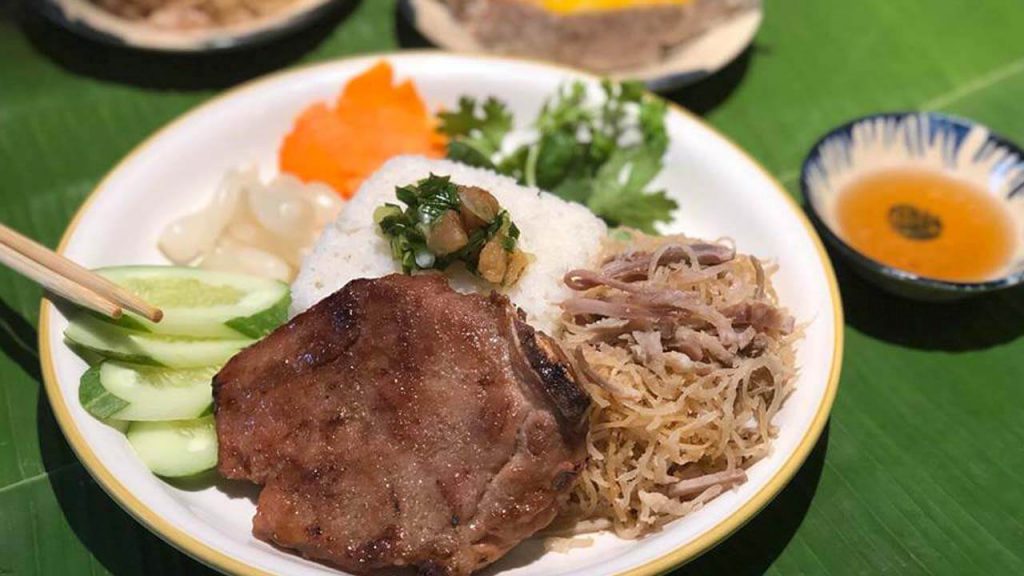 Cơm tấm thủy