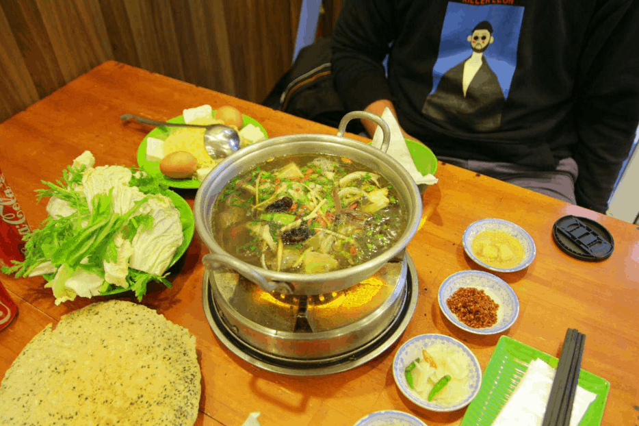 Lẩu dê ở Đà Lạt
