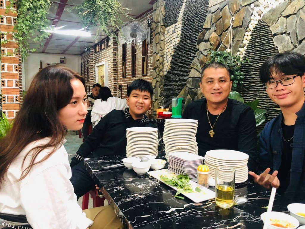 Bánh ướt xếp chồng ở Đà LẠt