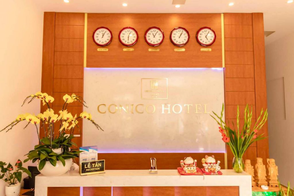 conico hotel da lat