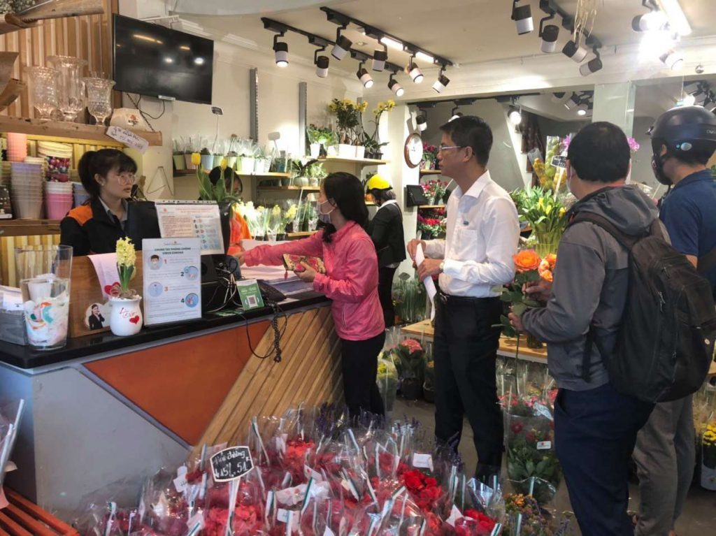 cửa hàng dalat hasfarm