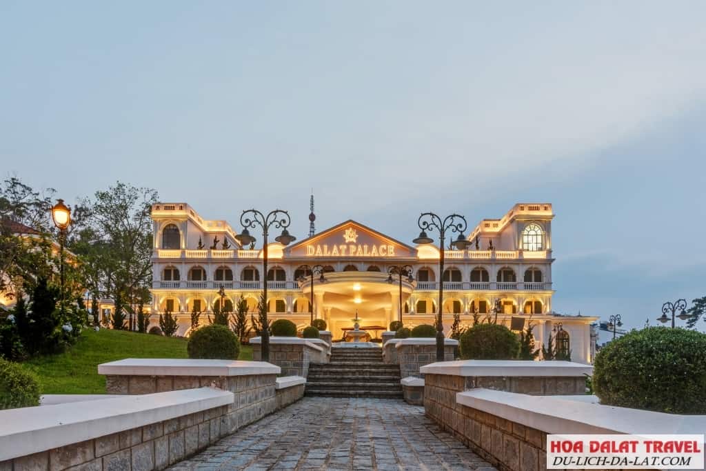 Khách sạn Dalat Palace