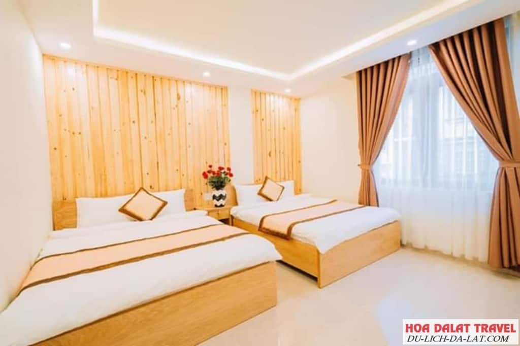 Khách sạn Minh Long