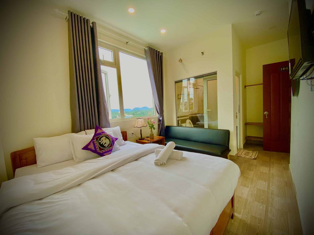 Nội thất trong phòng khách sạn giấc mơ hồng