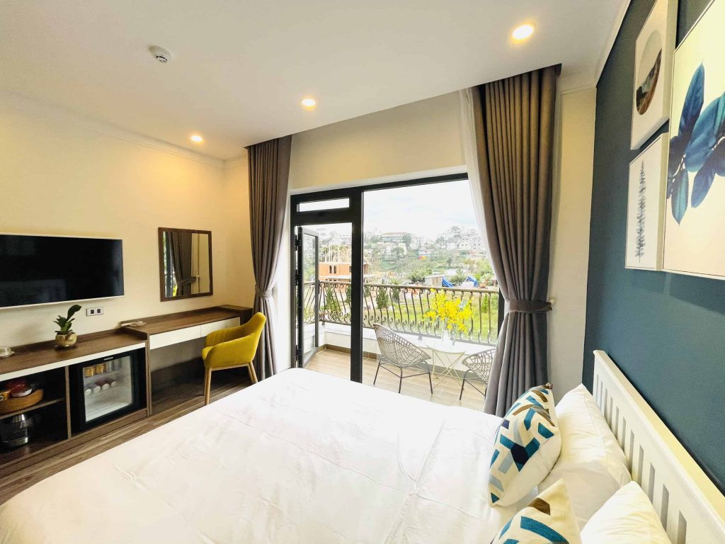 Phòng đơn có ban công Memory Inn