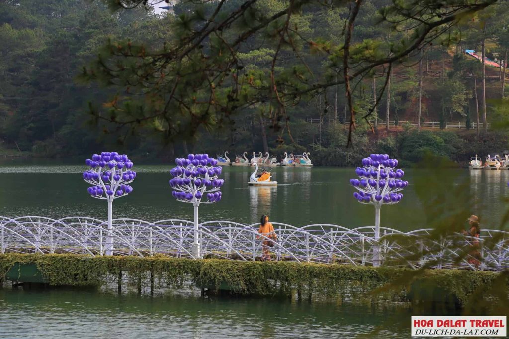Khung cảnh Thung Lũng Tình Yêu