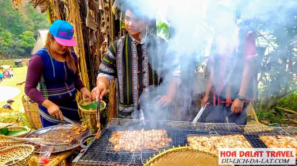 Ăn gì ở làng Cù Lần