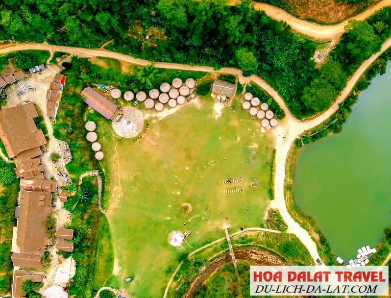Làng Cù Lần cách Đà Lạt bao nhiêu km