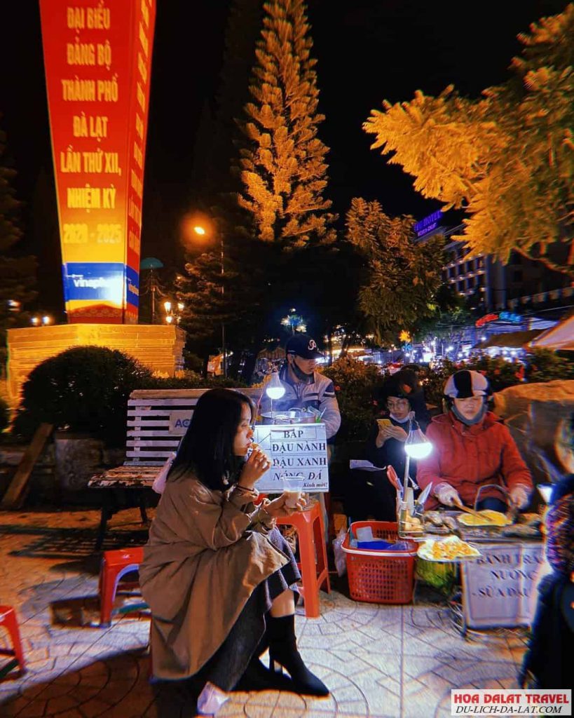 Món ăn ở chợ đêm