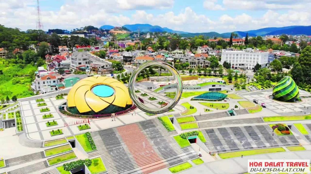 Những điểm du lịch gần kề vườn hoa thành phố