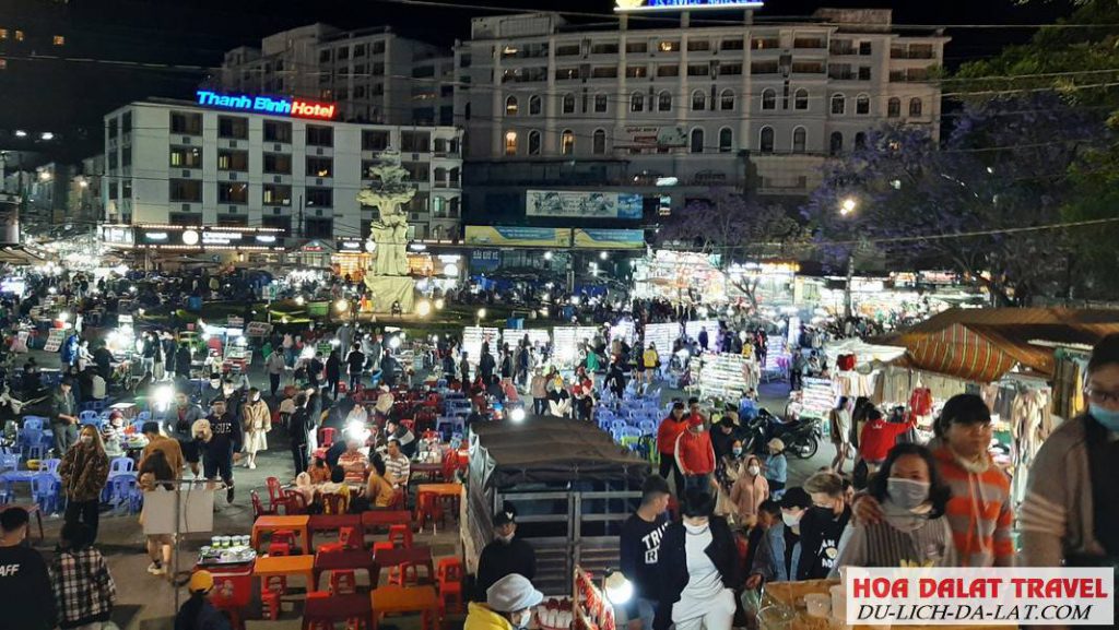 Chợ đêm Đà Lạt