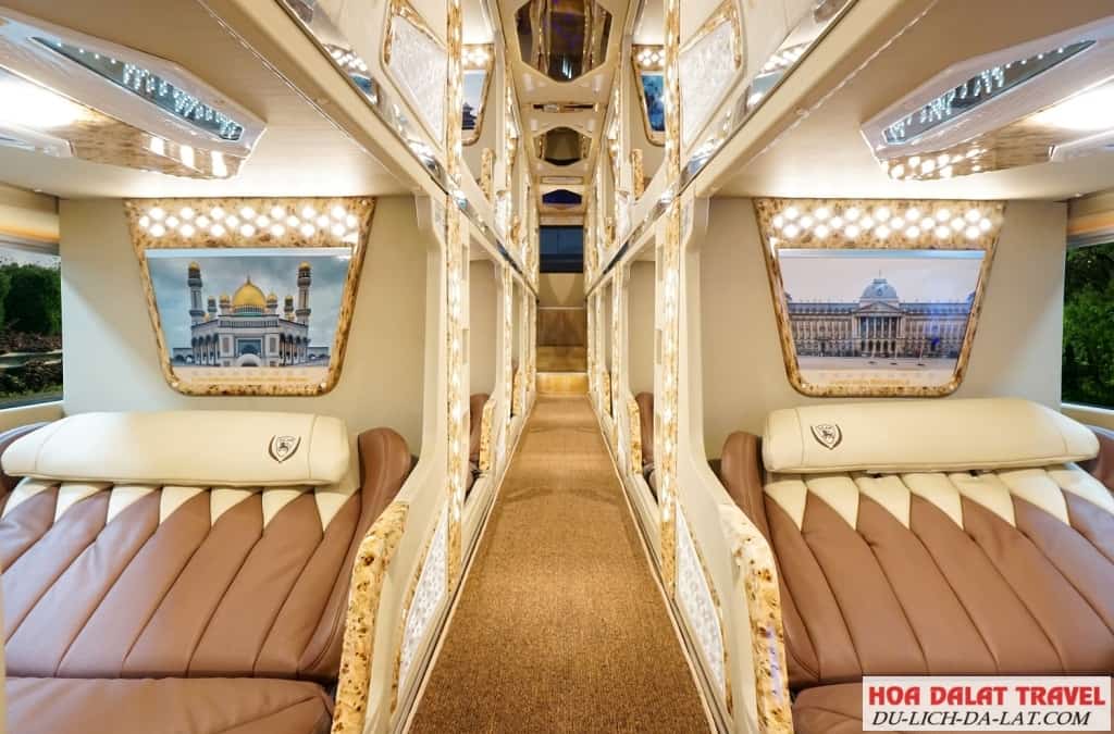 Limousine có các ghế massage thoải mái