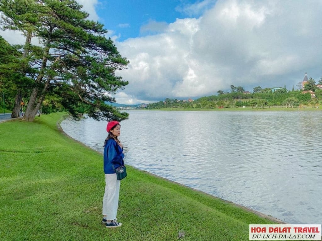 Ngắm hồ Xuân Hương Đà Lạt