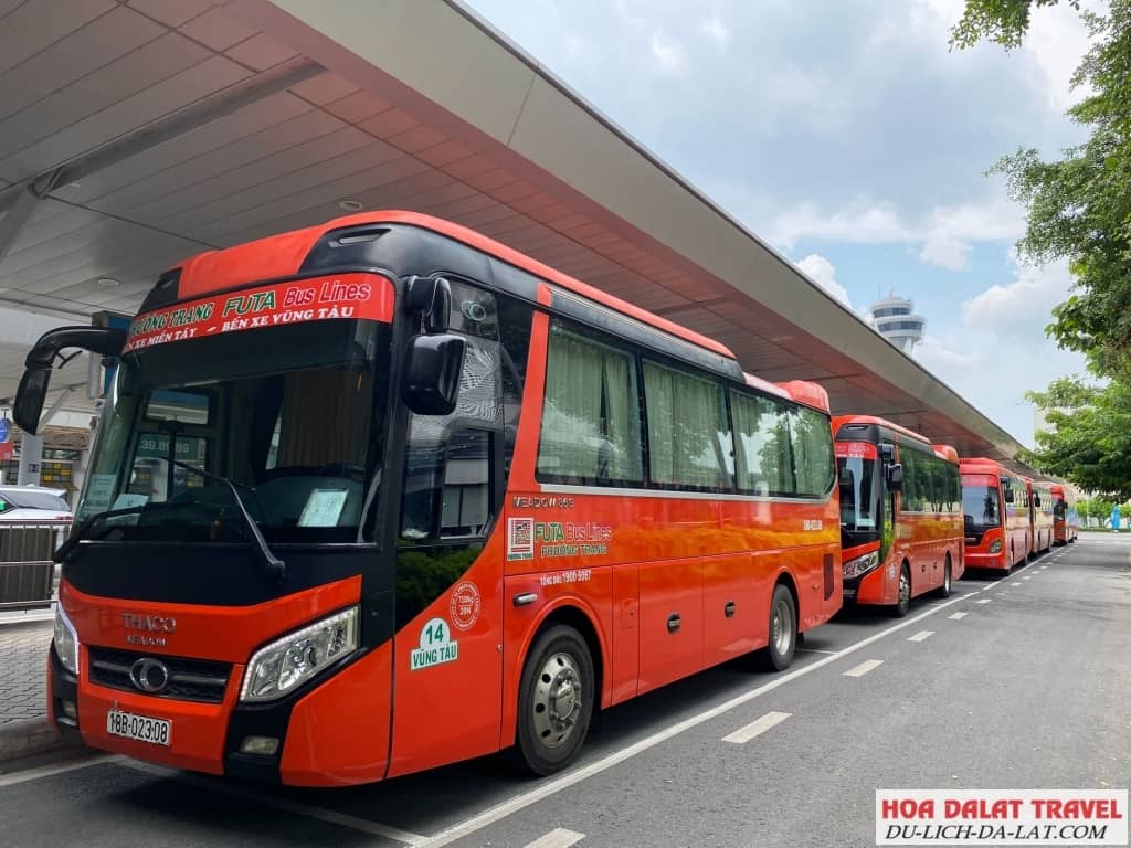 Phương tiên di chuyển bằng xe chất lượng cao