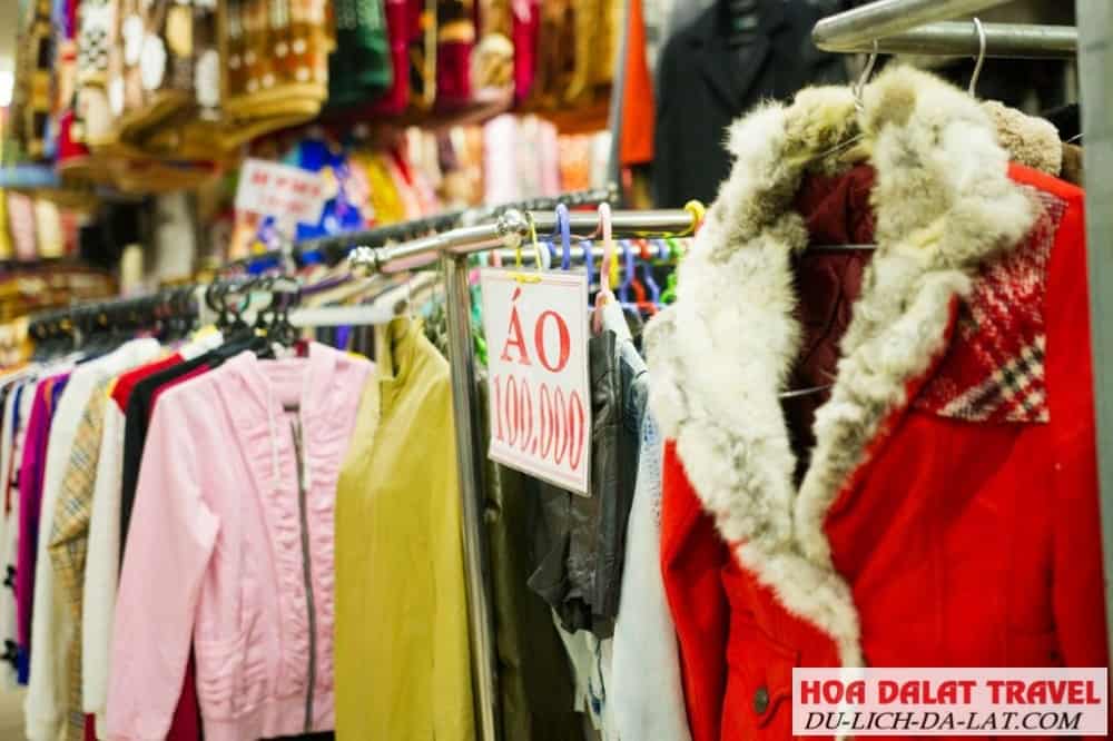 Rất nhiều mặt hàng chất với giá tốt