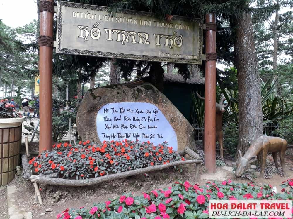 Sự tích cái tên hồ Than Thở