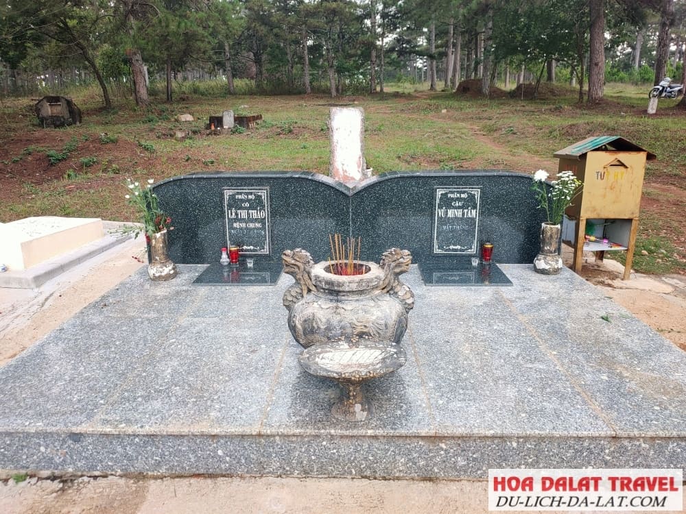 Thiên tình sử đẫm nước mắt