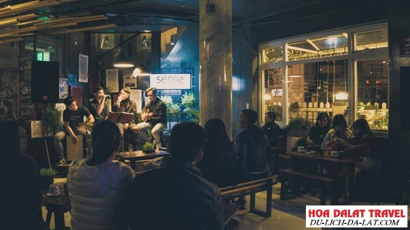 quán cafe acoustic sense Đà Lạt