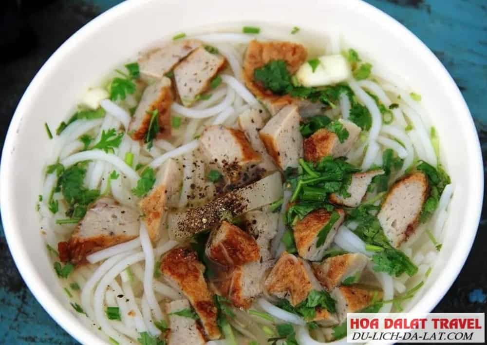 Bánh canh chả cá