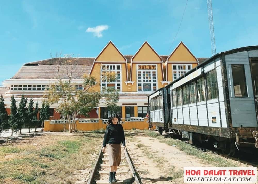 Checkin Nhà Ga Xe Lửa Đà Lạt